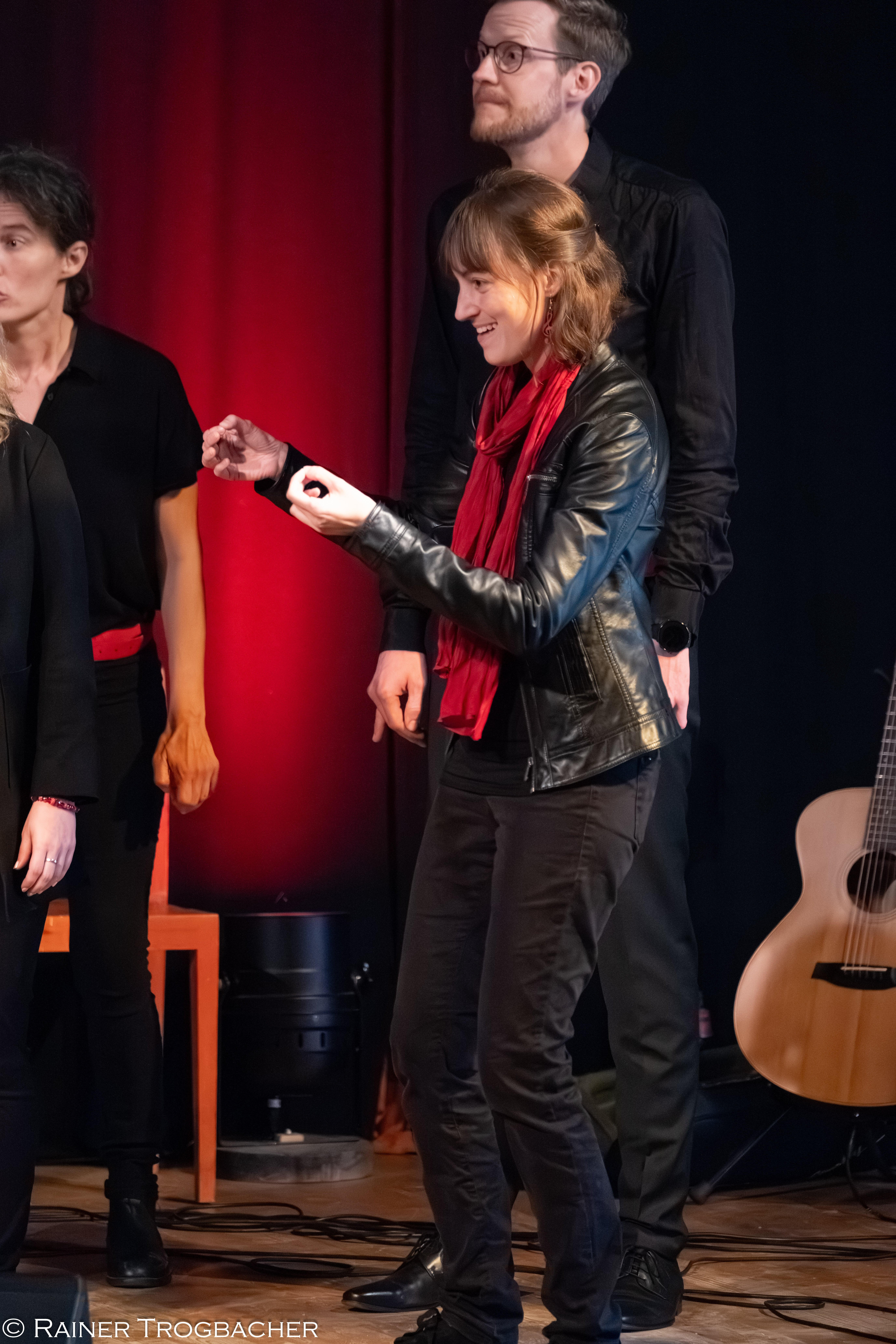 Unsere Chorleiterin Marina in action | Foto: Rainer Trogbacher